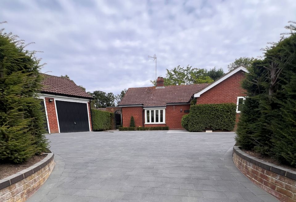 Large block paving driveway, Norwich